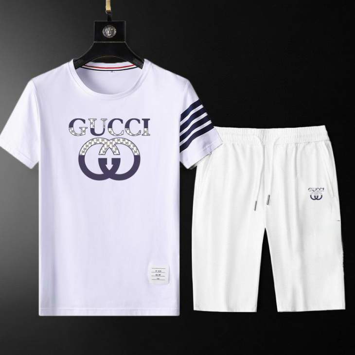 Picture of Gucci Shirt Pant Suits _SKUGucciM-3XL12yn17021526